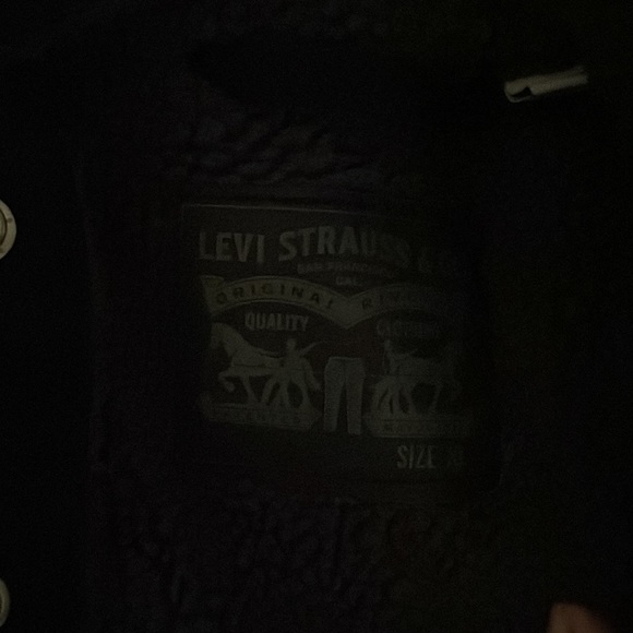 Levi’s jacket with Sherpa - Picture 3 of 3